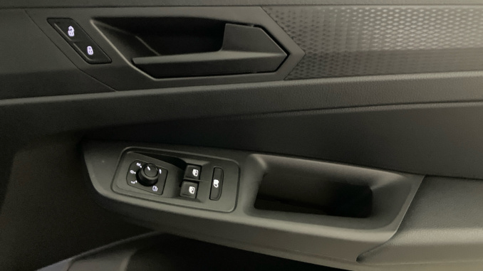 Volkswagen Caddy Cargo C20 Petrol 1.5 eHybrid 150 Commerce Pro Van DSG [Assist] - Image 19